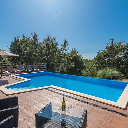 Apartment Kata With Private Pool Radetići Exterior foto